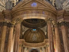 -皮拉尔圣母圣殿主教座堂