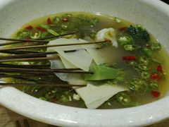 藤椒味钵钵鸡-嘉州叶婆婆钵钵鸡(建设路店)