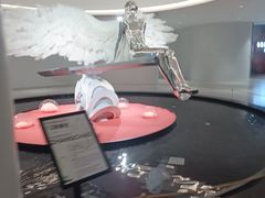 -涨巢·潮玩水疗局