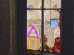 -Fridi Patisserie Cafe