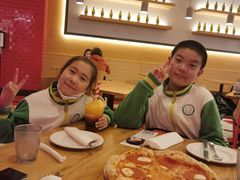 -城市大道红炉披萨烘焙坊