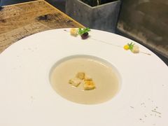 -HIGH FIVE哈福手工汉堡(桂林路店)