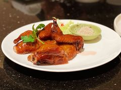 五香脆皮乳鸽-铭轩中餐厅·海南菜·粤菜(亚龙湾瑞吉店)