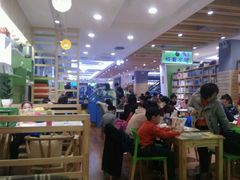 -新华书店(泉城路店)