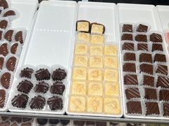 -cocolove创意DIY手工巧克力蛋糕(威高广场店)