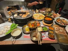 -草家酱蟹炭火烤肉店(珲春南路一店)