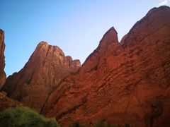 -天山神秘大峡谷