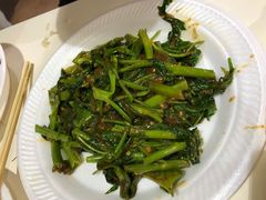 -纽顿熟食中心