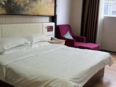 -清水湾酒店(深圳横岗塘坑地铁站店)