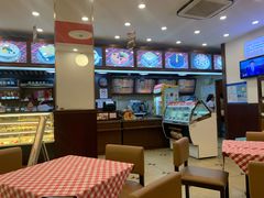 -红宝石·鲜奶小方·海派西点房(南丹店)