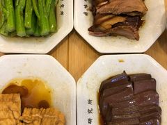 -狮头牌卤味研究所·卤味饭(花城汇南区店)