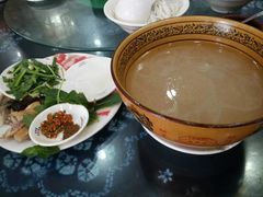 -桥香园云南过桥米线(金马碧鸡店)