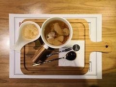 无花果海底椰雪梨汤-炖物24章·顺时轻养茶(杭州保利时光里店)