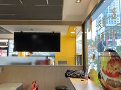 -麦当劳(华贸天地店)