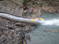 -安吉龙王山峡谷漂流