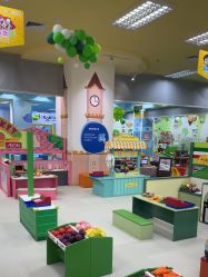 -莫莉幻想儿童乐园(北京丰台永旺店)