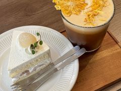 凤梨流沙美式-素咫咖啡CLIFEROSE(新安店)