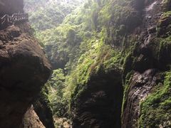 -龙水峡地缝景区