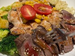 -POKEE VIA&Brunch·维娅(重庆来福士店)