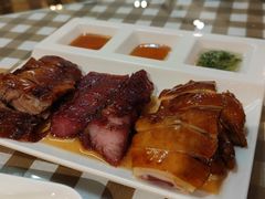 -新大咀港式茶餐厅(宝山万达店)