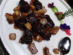 蒜香雪花牛-老船坞水上餐厅(亚洲大酒店  东四十条店)