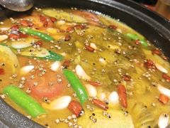 -小饕荟雅安贡椒鱼鲜馆(广福桥店)