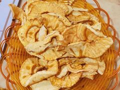 苹果干-蘑统田下·野生菌火锅