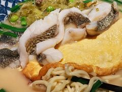 -荣家黄鱼面(前滩太古里店)