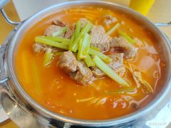 -秦香阁·西北家常菜(徐汇日月光中心店)