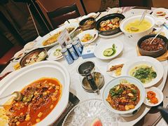 -海鸿荟·沿江菜(中山北路店)