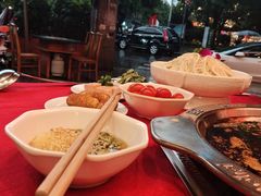 -山城年华老火锅(玉林店)