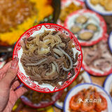 来吃这家地摊火锅，为的就是实现🆓啤酒畅饮‼️