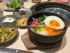 -蚂蚁洞·烤肉大营地(上海静安大悦城店)