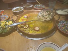 -洱火云南酸菜牛肉火锅(石景山当代商城店)