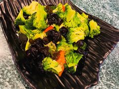 西兰花炒木耳-秦淮人家风味酒楼(赣榆店)