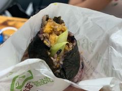鸡排火腿咸蛋黄饭团-猫街饭团(顶澳仔猫街店)