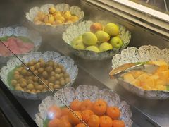 -云顶旋转自助景观餐厅