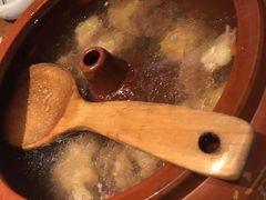 -云海肴·汽锅鸡·云南菜(天山百盛优客店)