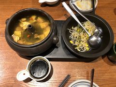 -云海肴·汽锅鸡·云南菜(天山百盛优客店)