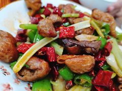 火爆肥肠-雨田饭店(华兴东街店)