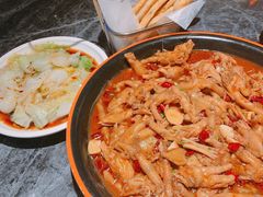 -胖哥俩肉蟹煲(长沙高铁吾悦广场店)