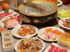 -山焱·炭火自助烤肉(周浦万达店)