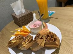 -藏猫猫咖啡主题馆(中央大道店)