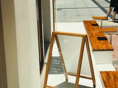 -Line 咖啡(石厦花园店)