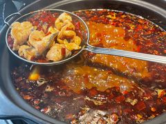 -小椒娘撒椒鱼火锅(三八广场店)