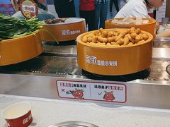 -龍歌自助小火锅(市北CBD万达店)