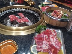 -何发发和牛烧肉·鳗鱼榴莲放题自助(乐峰广场店)
