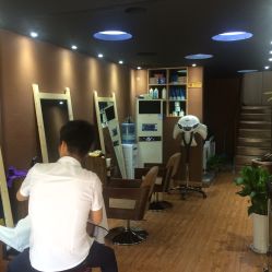 -明洞造型精品烫染