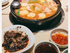 -鲜尚轩·斑鱼庄(荷花东街店)