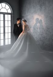 -雪中彩影婚纱摄影·微光艺术中心